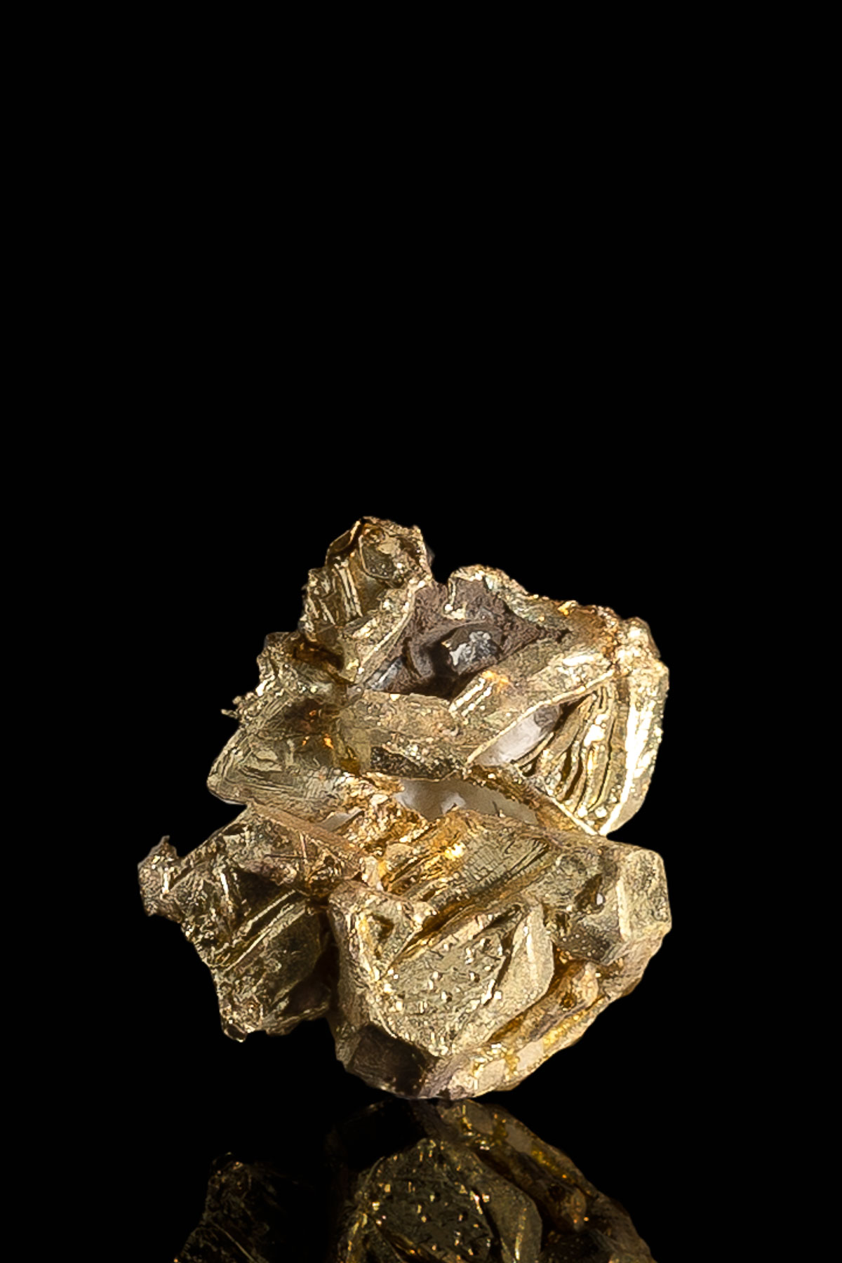 Outstanding Gold Crystal - Round Mountain Gold Mine