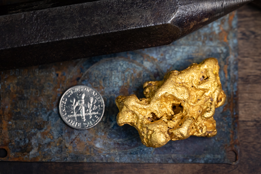 Huge Gold nugget 12-3-25-29.jpg