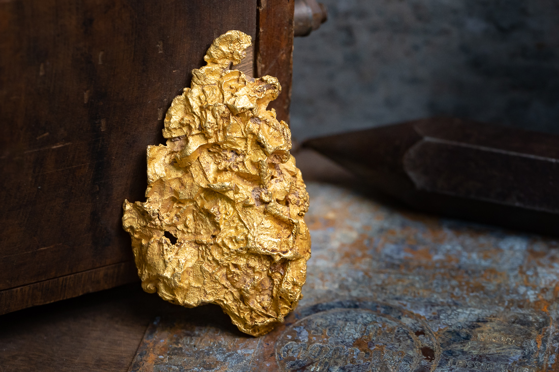 Huge Gold nugget 12-3-25-3.jpg