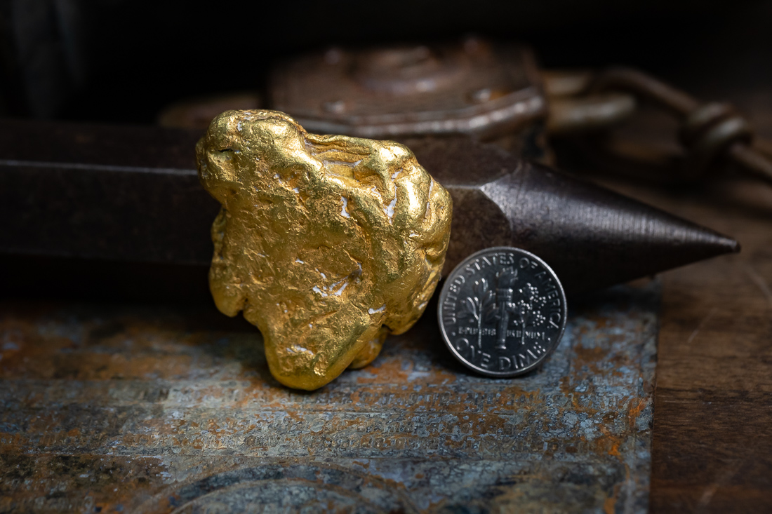 Huge Gold nugget 12-3-25-44.jpg