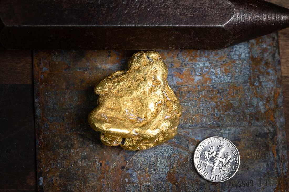 Huge Gold nugget 12-3-25-45.jpg