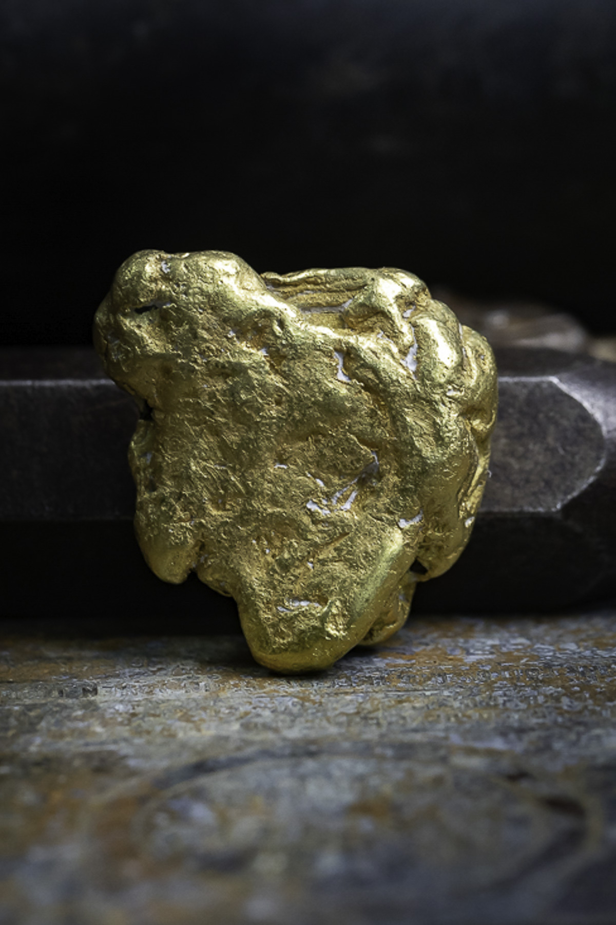 Huge Gold nugget 12-3-25-48.jpg