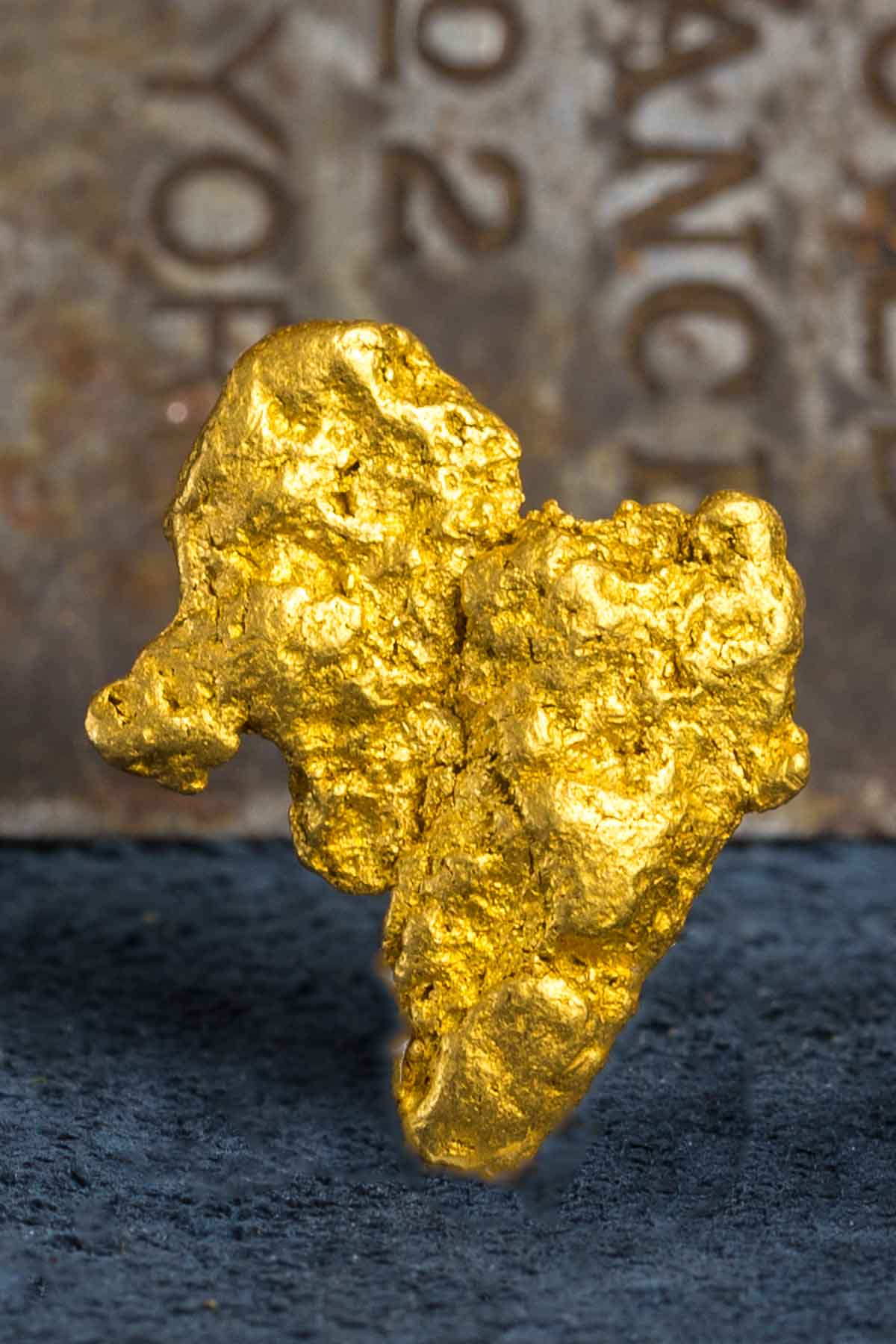 Intricate Shape - Brilliant Natural Australian Gold Nugget