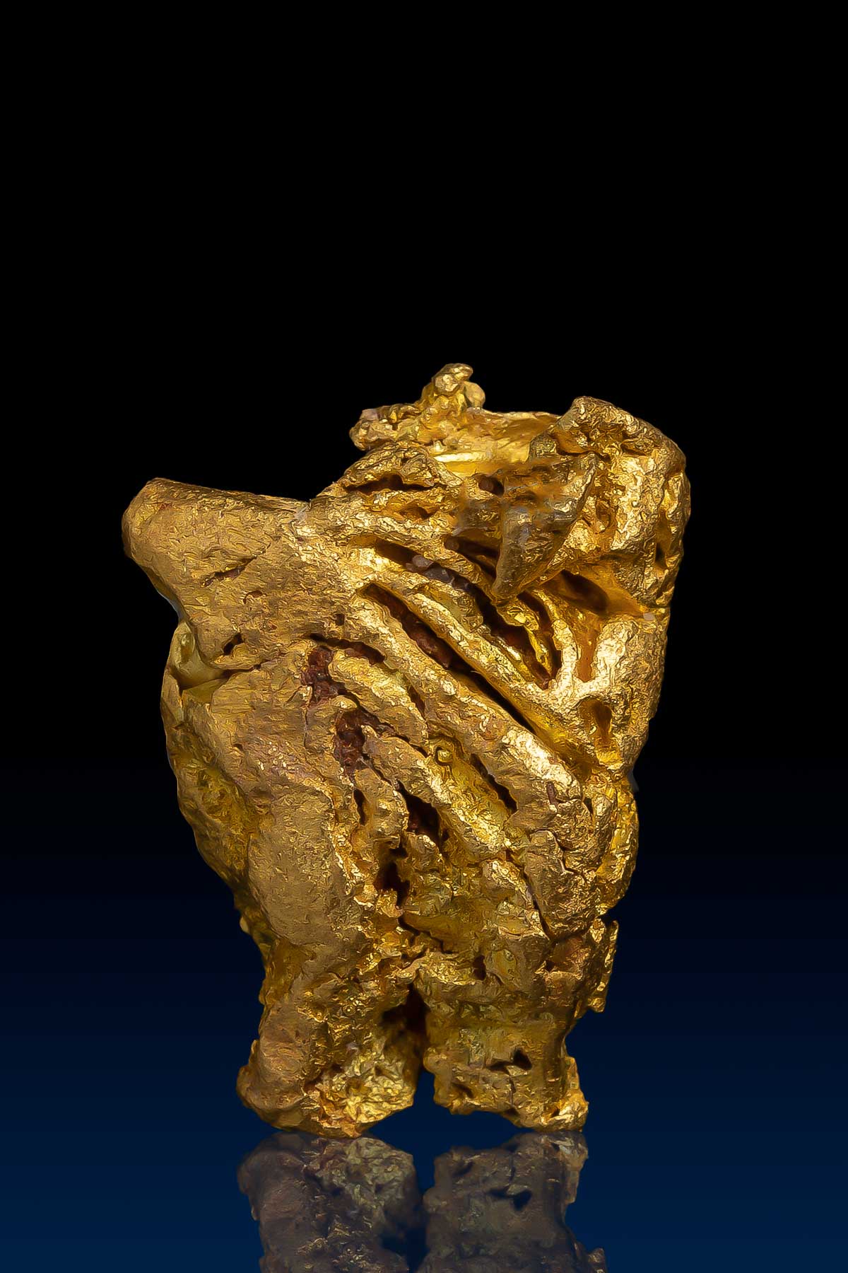 Brilliant and Unusual Gold Crystal Nugget from Alta Floresta, BR